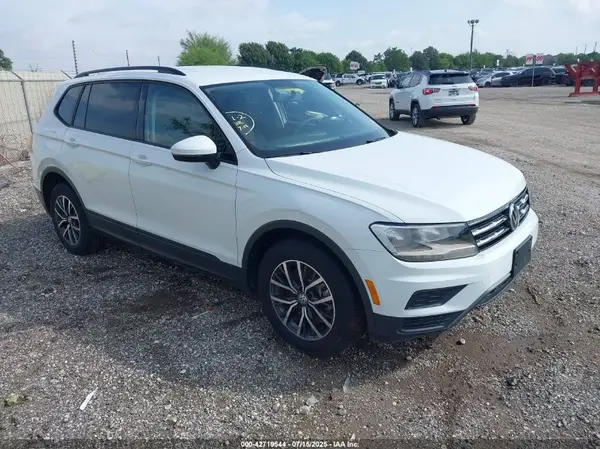 3VV1B7AX4MM002339 2021 VOLKSWAGEN TIGUAN - Image 1