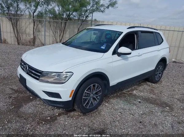 3VV1B7AX4MM002339 2021 VOLKSWAGEN TIGUAN - Image 2