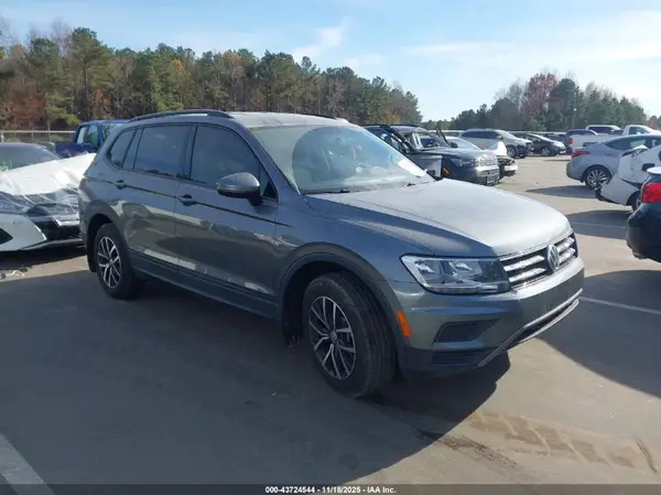 3VV1B7AX4MM129172 2021 VOLKSWAGEN TIGUAN - Image 1