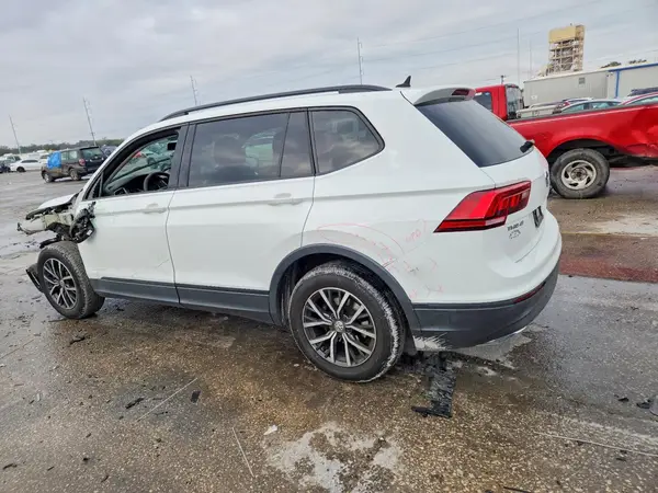 3VV1B7AX4MM145145 2021 VOLKSWAGEN TIGUAN - Image 2