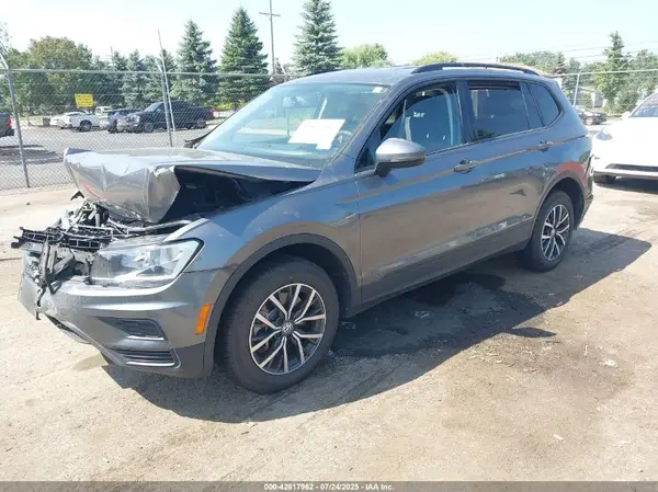 3VV1B7AX4MM155223 2021 VOLKSWAGEN TIGUAN - Image 2