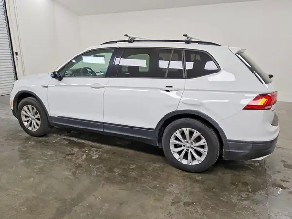 3VV1B7AX5JM014155 2018 VOLKSWAGEN TIGUAN - Image 2