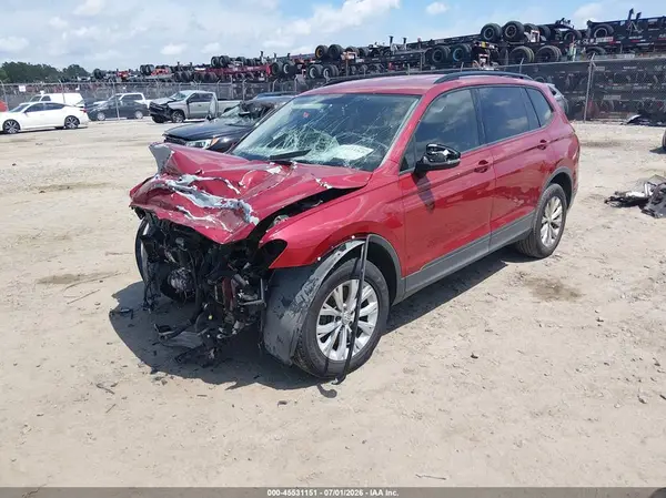 3VV1B7AX5JM017461 2018 VOLKSWAGEN TIGUAN - Image 2
