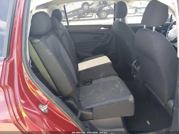 3VV1B7AX5JM017461 2018 VOLKSWAGEN TIGUAN - Image 8