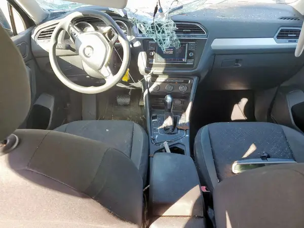 3VV1B7AX5JM044126 2018 VOLKSWAGEN TIGUAN - Image 8