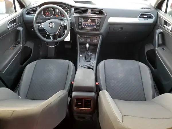 3VV1B7AX5JM063100 2018 VOLKSWAGEN TIGUAN - Image 8