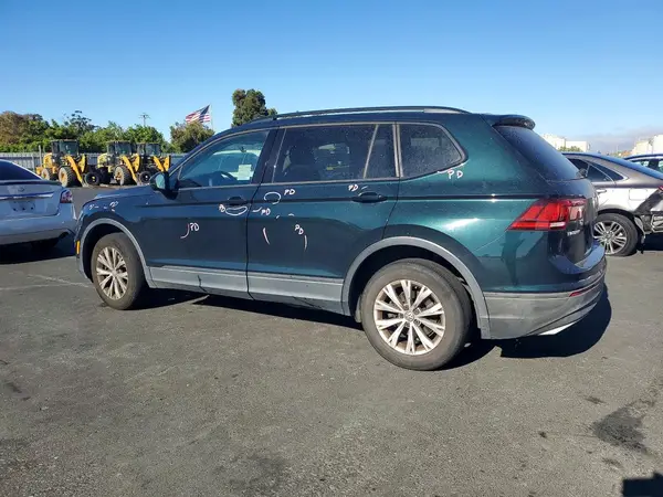 3VV1B7AX5JM109668 2018 VOLKSWAGEN TIGUAN - Image 2