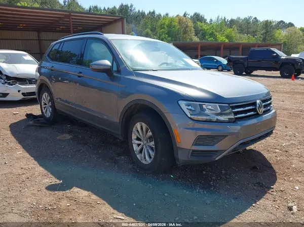 3VV1B7AX5KM049117 2019 VOLKSWAGEN TIGUAN - Image 1