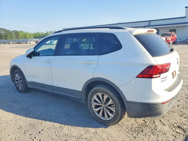 3VV1B7AX5KM078648 2019 VOLKSWAGEN TIGUAN - Image 2