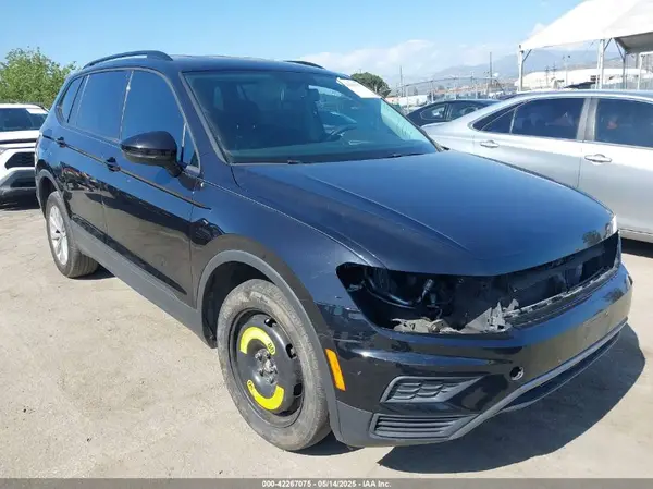 3VV1B7AX5KM187174 2019 VOLKSWAGEN TIGUAN - Image 1