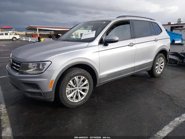 3VV1B7AX5LM003479 2020 VOLKSWAGEN TIGUAN - Image 2