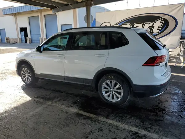 3VV1B7AX5LM021643 2020 VOLKSWAGEN TIGUAN - Image 2