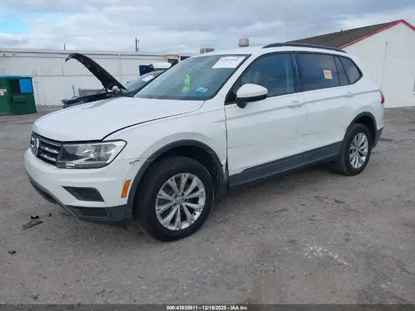 3VV1B7AX5LM068459 2020 VOLKSWAGEN TIGUAN - Image 2