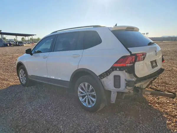 3VV1B7AX5LM084502 2020 VOLKSWAGEN TIGUAN - Image 2