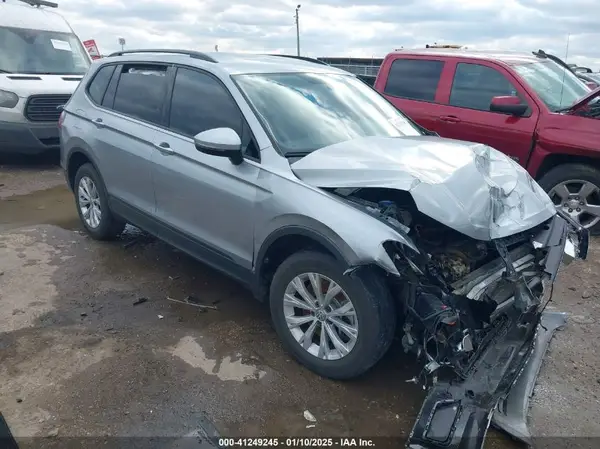 3VV1B7AX5LM087951 2020 VOLKSWAGEN TIGUAN - Image 1