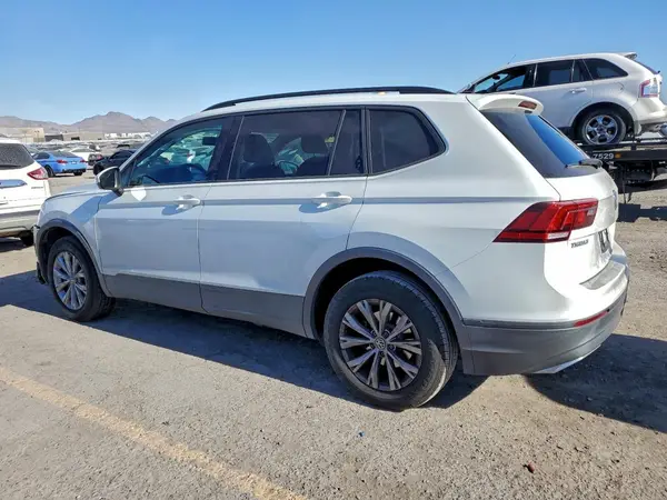 3VV1B7AX5LM117448 2020 VOLKSWAGEN TIGUAN - Image 2