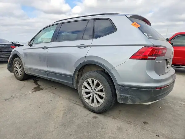 3VV1B7AX5LM158212 2020 VOLKSWAGEN TIGUAN - Image 2