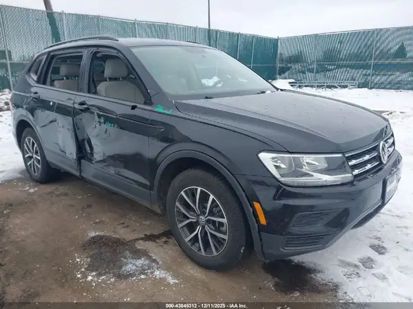 3VV1B7AX5MM014645 2021 VOLKSWAGEN TIGUAN - Image 1