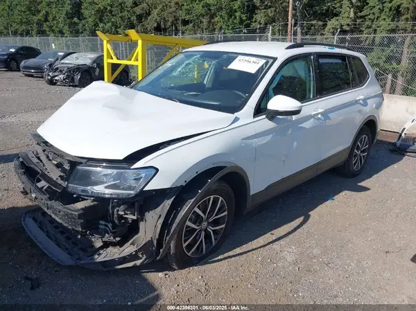 3VV1B7AX5MM066602 2021 VOLKSWAGEN TIGUAN - Image 2