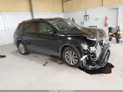 3VV1B7AX6JM026640 2018 VOLKSWAGEN TIGUAN