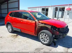 3VV1B7AX6JM028601 2018 VOLKSWAGEN TIGUAN