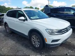 3VV1B7AX6JM057595 2018 VOLKSWAGEN TIGUAN