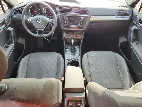3VV1B7AX6JM072338 2018 VOLKSWAGEN TIGUAN - Image 8