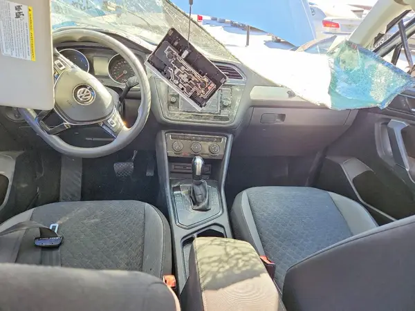 3VV1B7AX6JM105712 2018 VOLKSWAGEN TIGUAN - Image 8