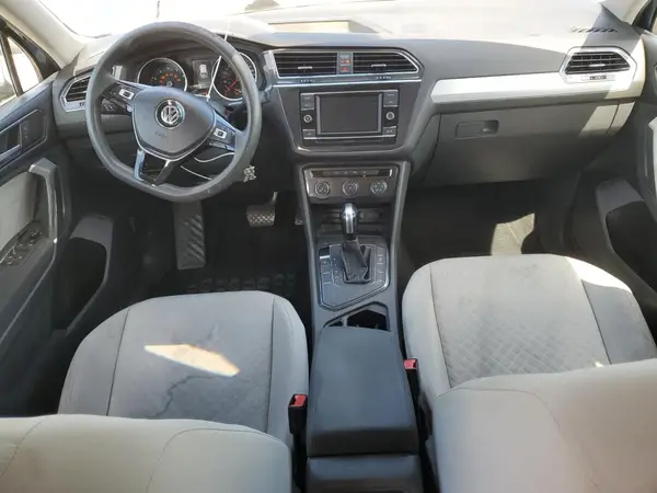 3VV1B7AX6JM120615 2018 VOLKSWAGEN TIGUAN - Image 8