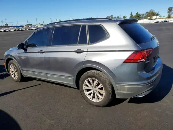 3VV1B7AX6KM012674 2019 VOLKSWAGEN TIGUAN - Image 2