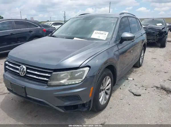 3VV1B7AX6KM047182 2019 VOLKSWAGEN TIGUAN - Image 2