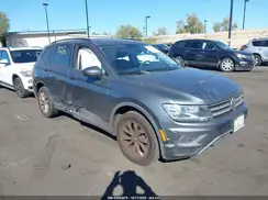 3VV1B7AX6KM085592 2019 VOLKSWAGEN TIGUAN