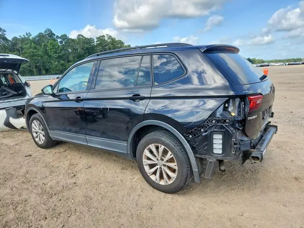 3VV1B7AX6KM110099 2019 VOLKSWAGEN TIGUAN - Image 2