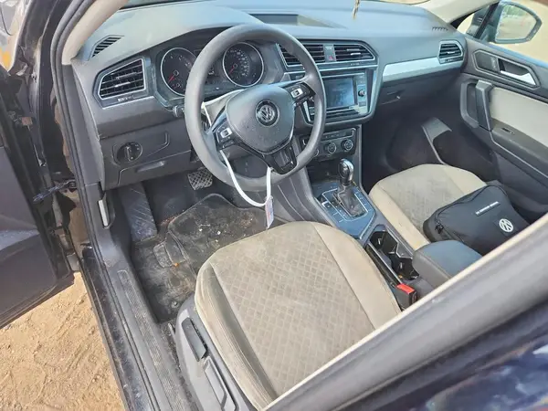 3VV1B7AX6KM110099 2019 VOLKSWAGEN TIGUAN - Image 8