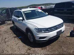 3VV1B7AX6KM117036 2019 VOLKSWAGEN TIGUAN