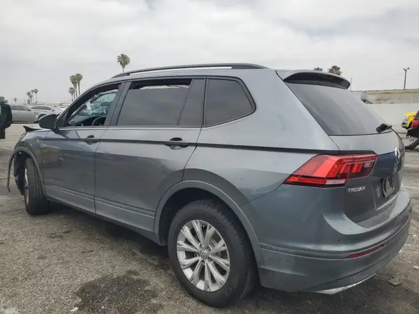 3VV1B7AX6KM150585 2019 VOLKSWAGEN TIGUAN - Image 2