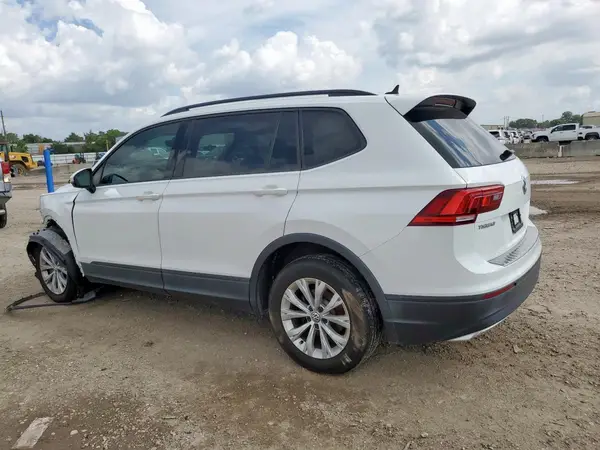 3VV1B7AX6LM078756 2020 VOLKSWAGEN TIGUAN - Image 2