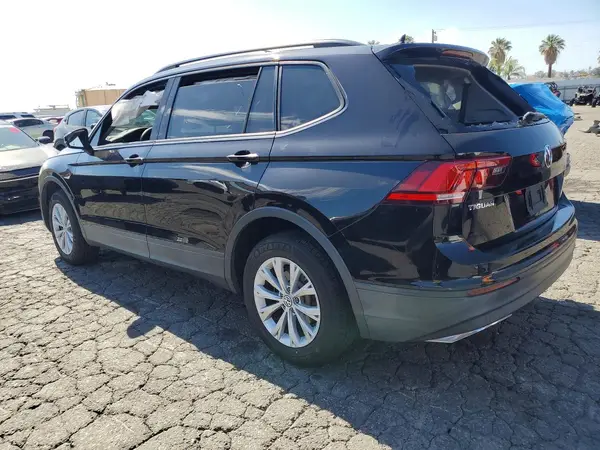 3VV1B7AX6LM100965 2020 VOLKSWAGEN TIGUAN - Image 2