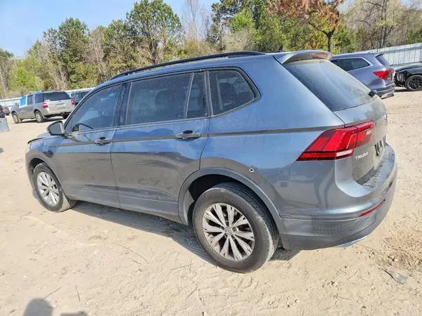 3VV1B7AX6LM103056 2020 VOLKSWAGEN TIGUAN - Image 2