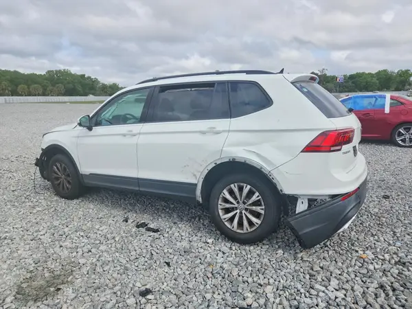 3VV1B7AX6LM141175 2020 VOLKSWAGEN TIGUAN - Image 2