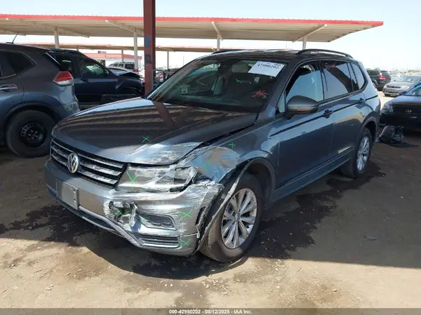 3VV1B7AX6LM150944 2020 VOLKSWAGEN TIGUAN - Image 2