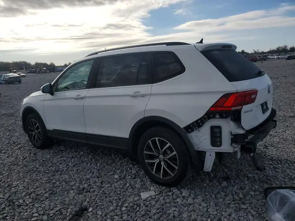 3VV1B7AX6MM022415 2021 VOLKSWAGEN TIGUAN - Image 2