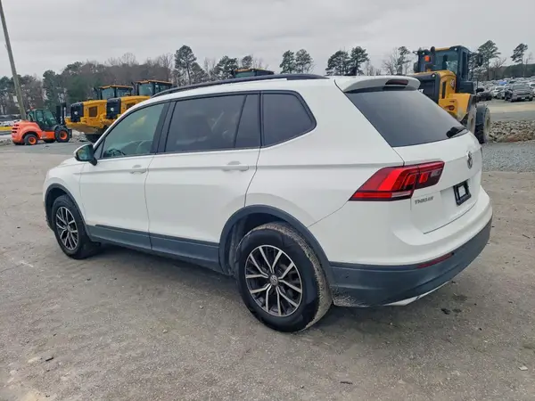 3VV1B7AX6MM025914 2021 VOLKSWAGEN TIGUAN - Image 2