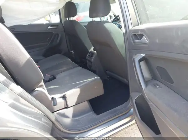 3VV1B7AX6MM070657 2021 VOLKSWAGEN TIGUAN - Image 8
