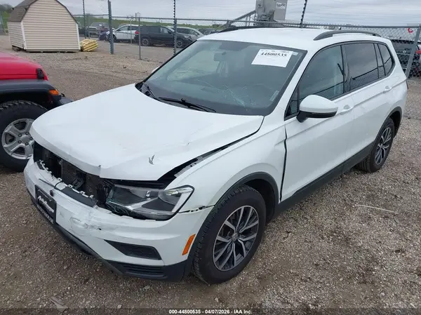 3VV1B7AX6MM073266 2021 VOLKSWAGEN TIGUAN - Image 2
