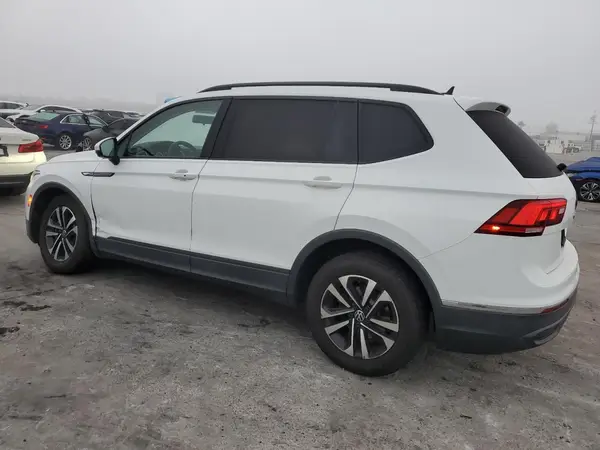 3VV1B7AX6NM120779 2022 VOLKSWAGEN TIGUAN - Image 2