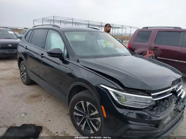 3VV1B7AX6NM124377 2022 VOLKSWAGEN TIGUAN - Image 1