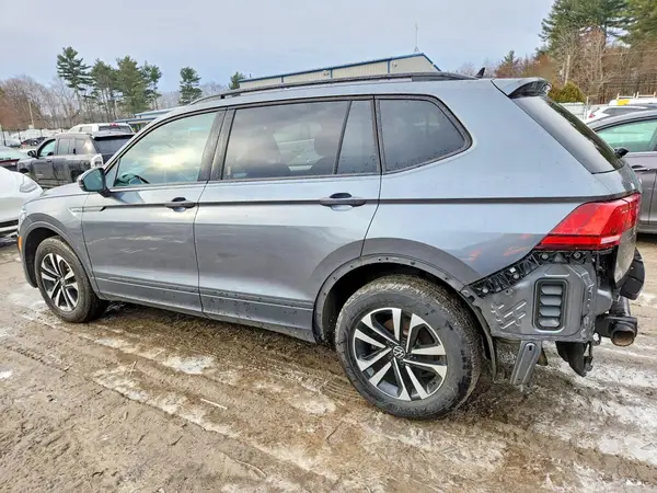 3VV1B7AX6NM137954 2022 VOLKSWAGEN TIGUAN - Image 2