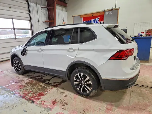 3VV1B7AX6NM159324 2022 VOLKSWAGEN TIGUAN - Image 2