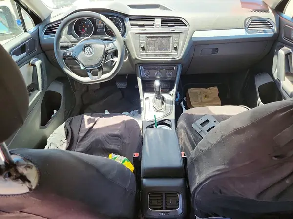 3VV1B7AX7JM027084 2018 VOLKSWAGEN TIGUAN - Image 8